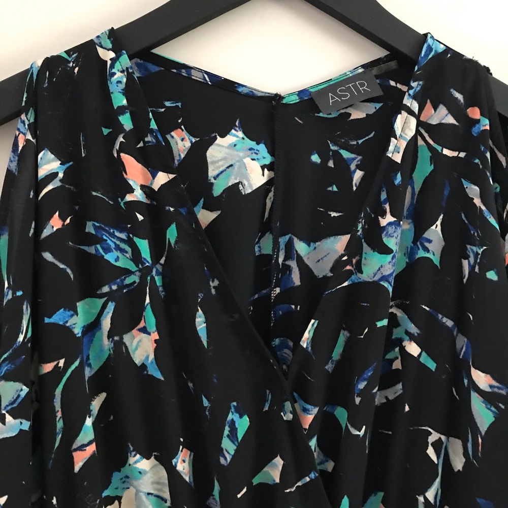 Astr | Black Patterned Cold Shoulder Romper | Sm - image 6